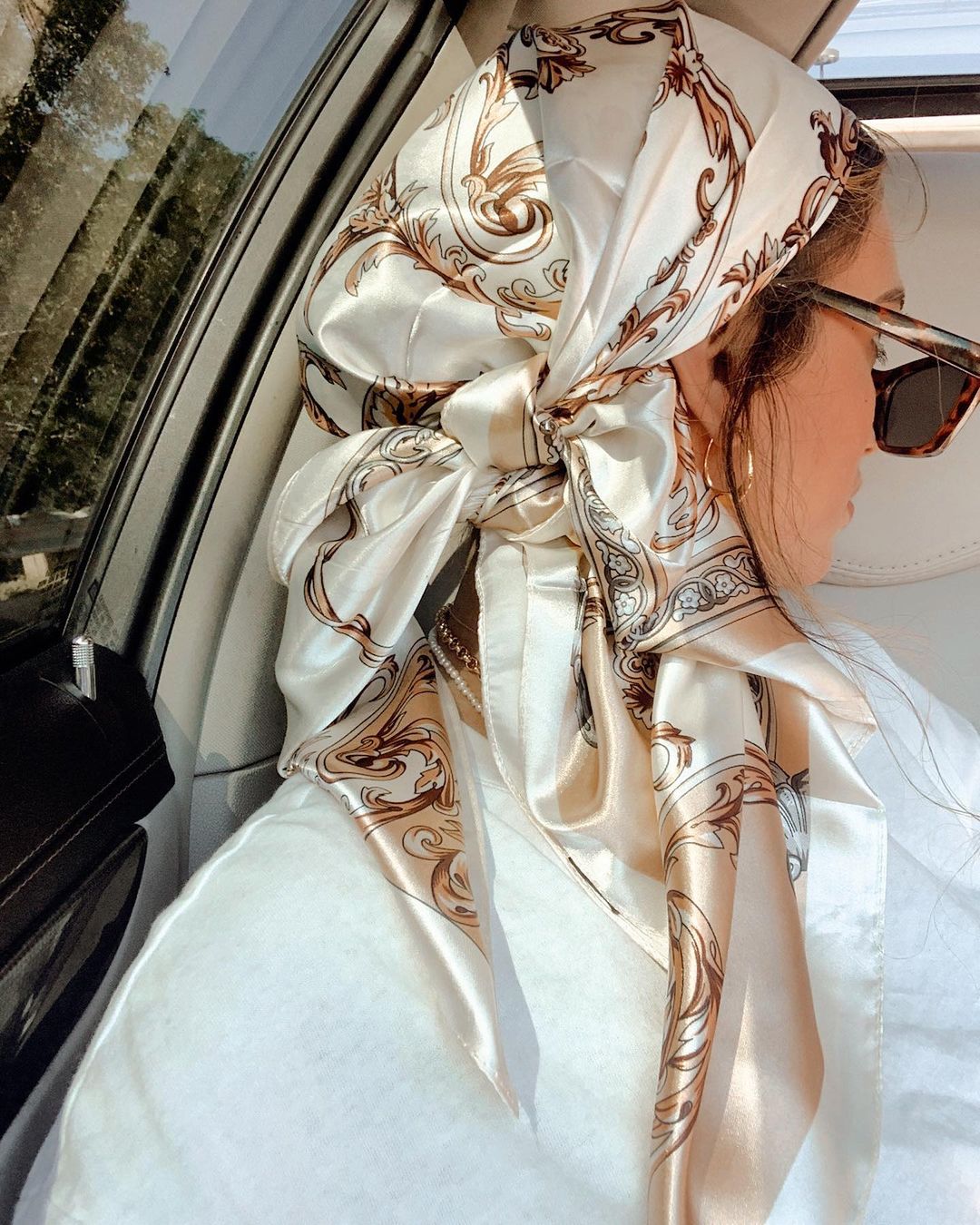 Lenço quadrado de cetim femini - Scarf Silk Square avaliação e preço