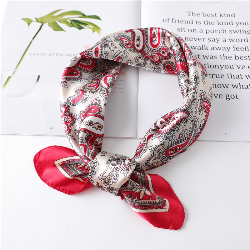 Lenço de Seda Quadrado de Luxo - Scarf Silk Square avaliação e preço